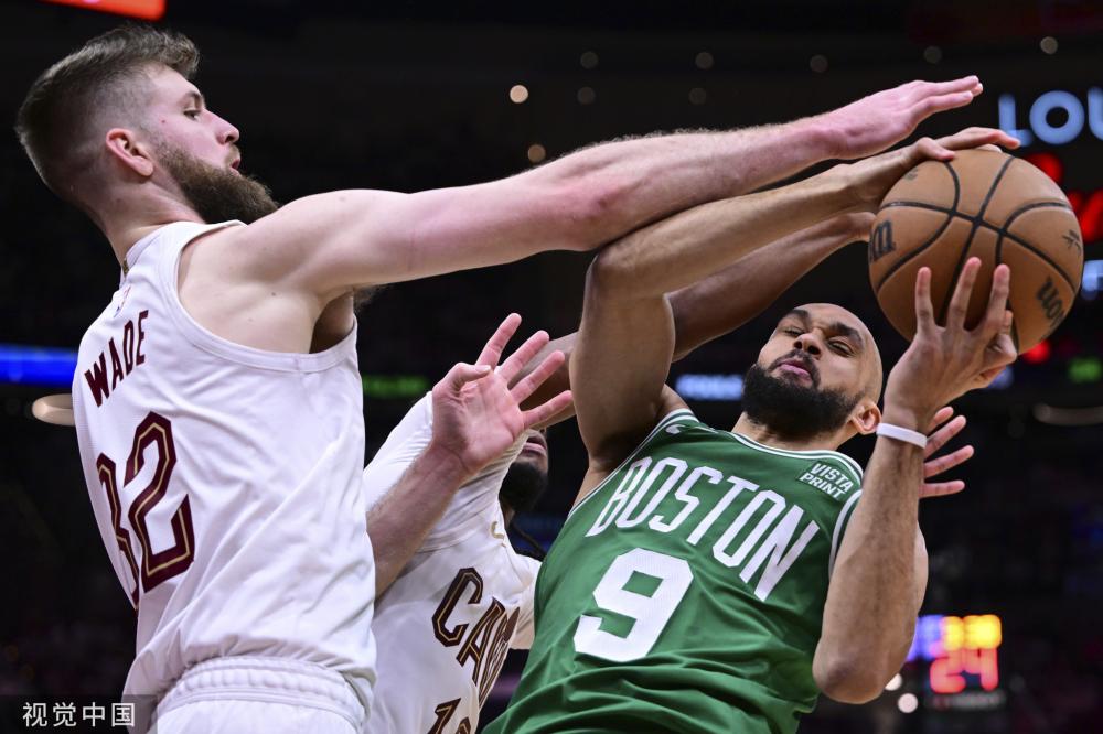 用边路突破 用边路突破