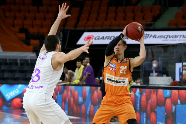 明自身不断 明自身不断