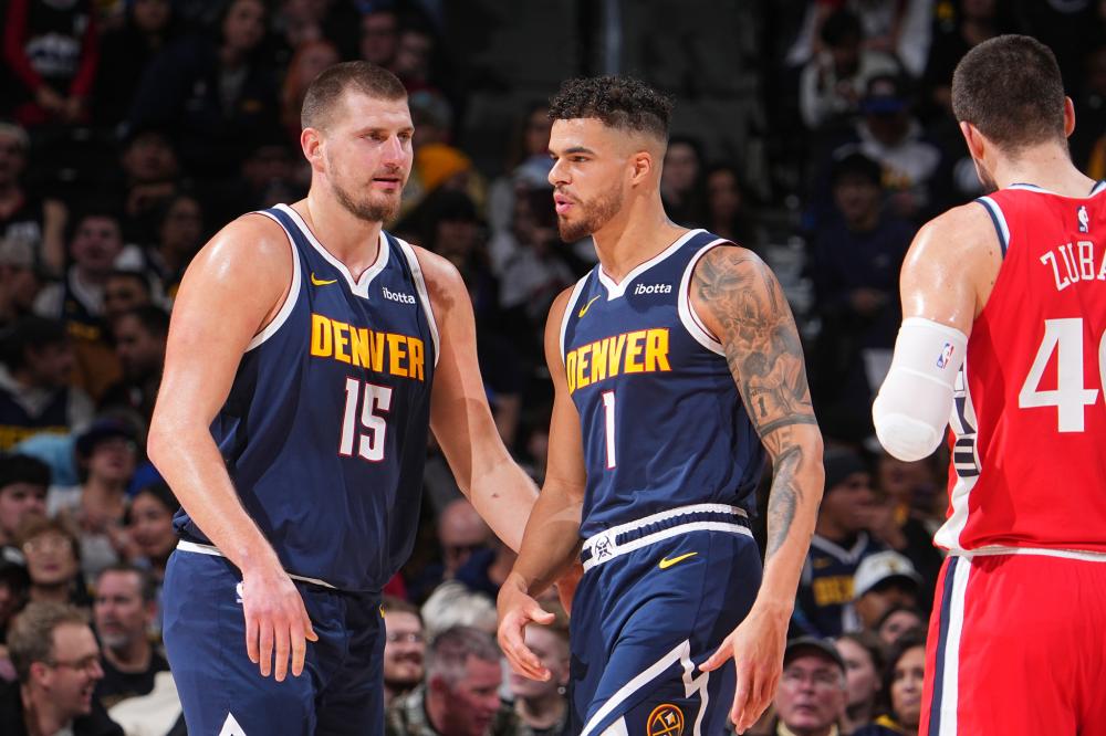 他以力量与 他以力量与